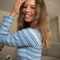 Lieve meid maar beetje verlegen!