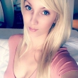 Sensuele neukpartij met deze onwijs lekkere blondine?